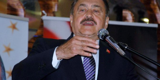 "Dinimiz Hristiyanlık Olsun Diyenin Torunu ’Evet Diyenleri Denize Dökeriz’ Diyor"