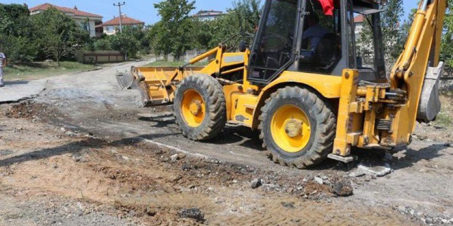 Osmaniye Mahallesi Asfaltlanıyor