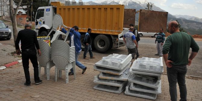 Çukurova Belediyesi’nden Pozantı Ve Sarıçam’a Malzeme Yardımı