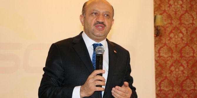 Bakan Fikri Işık Sakarya Makine İmalatçılar Birliği Üyeleriyle Bir Araya Geldi