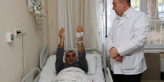 Koku Kaybı, Uyku Bozukluğu Ve Kabızlık Parkinson Habercisi