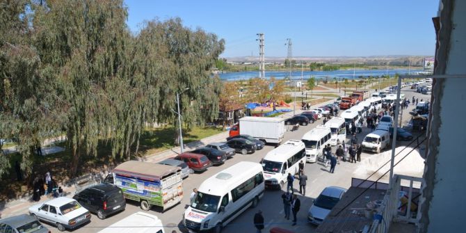 Şanlıurfa’da Düğün Gibi Miting Konvoyu
