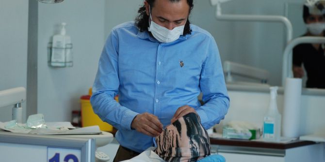 Doç. Dr. Ümit Yolcu: “Ağız Sağlığı İçin Diş Bakımına Dikkat Edilmeli”