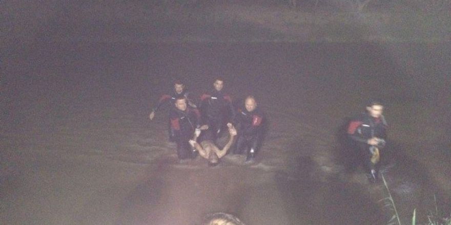 Serinlemek İçin Aras Nehrine Giren İki Çocuktan Birisi Boğuldu