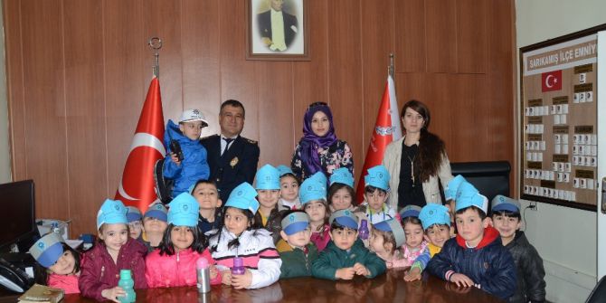 Miniklerden Emniyete Anlamlı Ziyaret