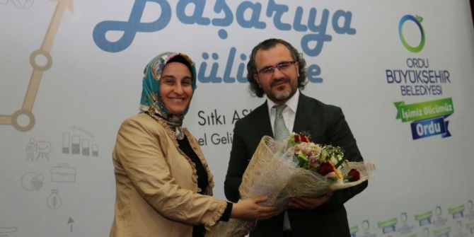 Öğrencilere "Başarıya Gülümse" Semineri