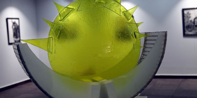 Omü’lü Öğrencilerden "Cam Sanatı" Sergisi