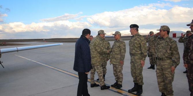 Kara Kuvvetleri Komutanı Çolak, Ağrı’da