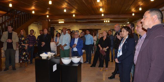 Kuşadası’nda Seramik Sergisi Açıldı