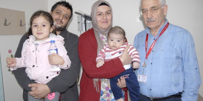 4 Aylık Kerem Bebek Dev Tümörden Kurtuldu