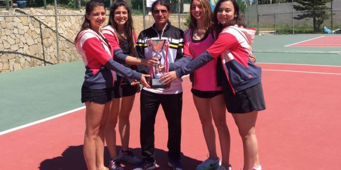 İzmir Ekonomi Üniversitesi Kız Tenis Takımı 1. Lig’de