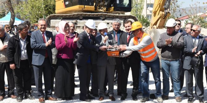 "16 Nisan Türkiye İçin Bir Fırsat"