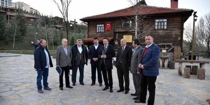 Başkan Tiryaki, Dörtdivanlı Hemşehrilerine Referandumu Anlattı