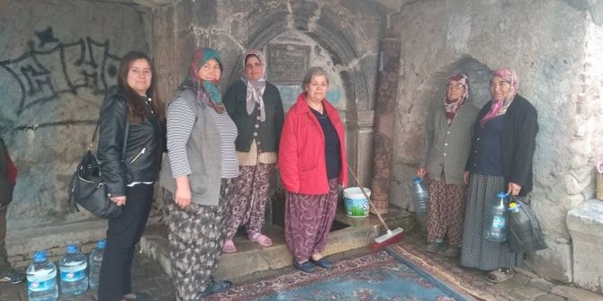 Tarihi Çeşme Başında Referandum Sohbeti