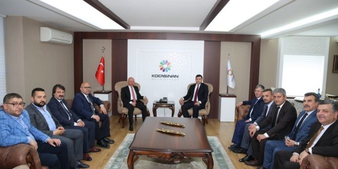 Başkan Çolakbayrakdar, Mhp Yönetimini Ağırladı