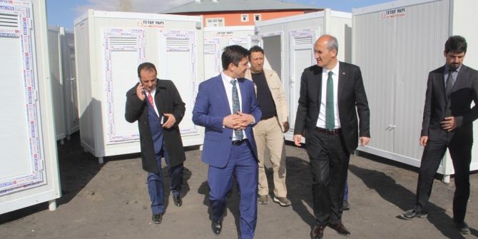 Başkale’deki Okullara Konteyner Tuvalet