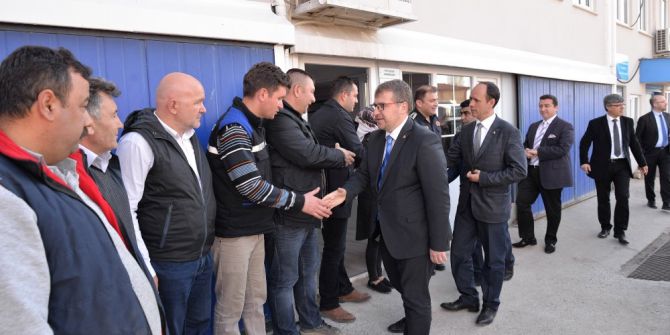 Milletvekili Eldemir, Bozüyük Belediyesi Personelini Ziyaret Etti, Referandum İçin Destek İstedi