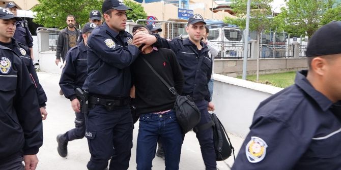 Mersin’de Polise Bombalı Saldırı Olayında Gözaltına Alınan 18 Kişi Adliyeye Sevk Edildi