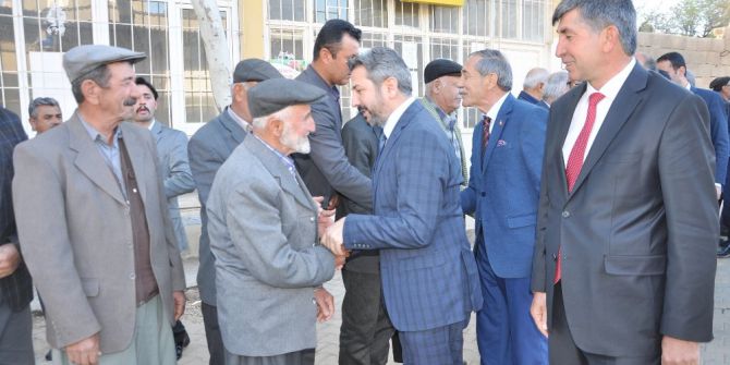 Tbmm Başkanvekili Ahmet Aydın: "Herkes Özgürce Yaşasın, Derdimiz Bu"