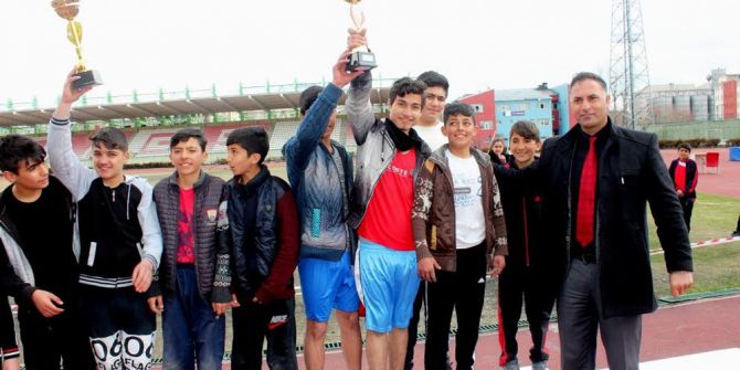 Ağrı’da Atletizm Müsabakaları Sona Erdi.