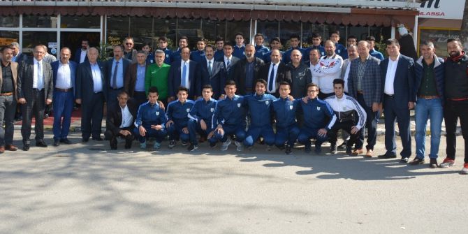 Milletvekili Yaman Ve Başkan Toltar, Şampiyon Sporcuları Uğurladı