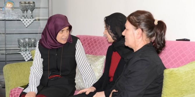 Vali Demirtaş’ın Eşi Beyhan Demirtaş Şehit Ailelerinin Yanında