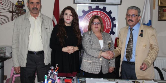 Emekliler Derneği İle Medical Park Hastanesi Arasında Protokol İmzalandı