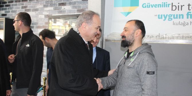 Bilim Sanayi Ve Teknoloji Bakanı Özlü Düzce’de Esnafı Gezdi