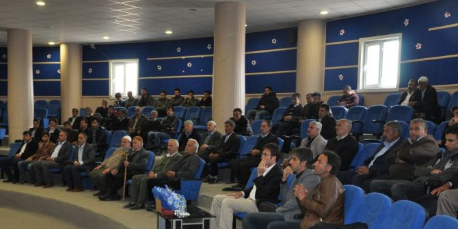 Sincik İlçesinde Tam Bağımsız Bir Türkiye İçin ’Evet’ Konferansı