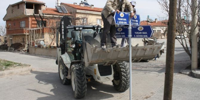Uçhisar’da Sokak Tabelaları Yenilendi