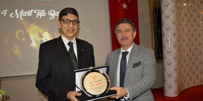 Manisa Sağlık Camiası Yasta