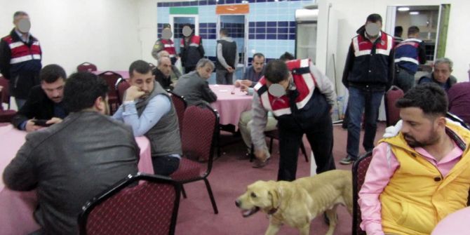 Jandarmadan Tombalacılara Kumar Baskını