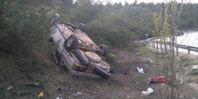 Takla Atan Otomobilden Burnu Bile Kanamadan Çıktı