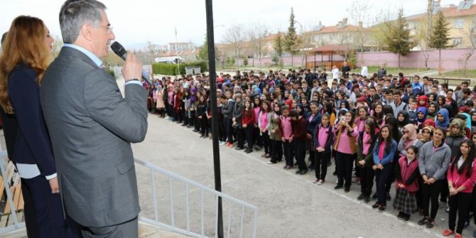 Başkan Yanılmaz Öğrencilerle Bir Araya Geldi