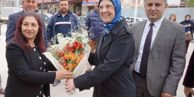 Eski Bakan Ramazanoğlu Sarıgöl’de