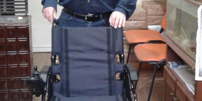 Yardımsever Vatandaştan Akülü Sandalye