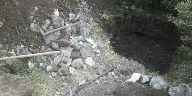 Kyme Antik Kenti’nde Kaçak Kazı Yapanlar Yakalandı