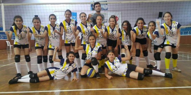 Başak Koleji Küçük Bayanlar Voleybol Takımı Aydın Şampiyonu Oldu