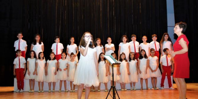 Körfez Çocuk Korosu Çalışmalarına Başladı