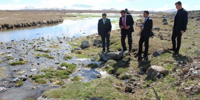 Çaldıran Belediyesinden İçme Suyu Çalışması