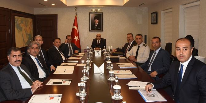 Demirtaş: "Milli İradenin Tecellisinde En Önemli Unsur, Halkın Hür İradeyle Oy Kullanmasıdır"