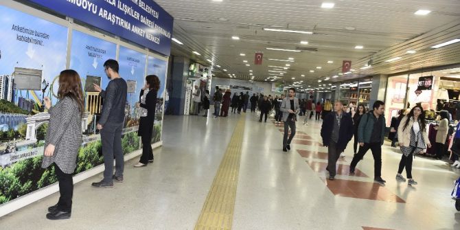 Müzikli Çanta Hediyeli “Mavi Masa” Anketi