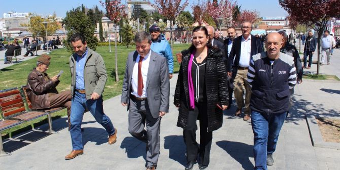 Milletvekili Hürriyet Referandum Çalışmalarını Gebze’de Sürdürdü