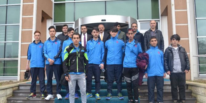 Asp Voleybol Takımı Bölge Elemelerine Katılacak