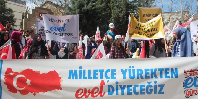 Bilecik’te ’Türkiye İçin Evet’ Yürüyüşü