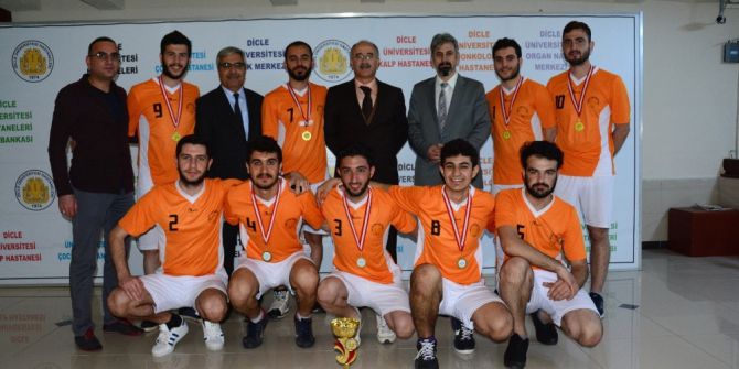 Tıp Fakültesi Voleybol Takımı Şampiyon Oldu