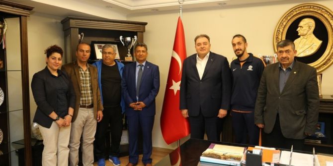 Hatay Büyükşehirli Nesim Milli Takıma Çağrıldı