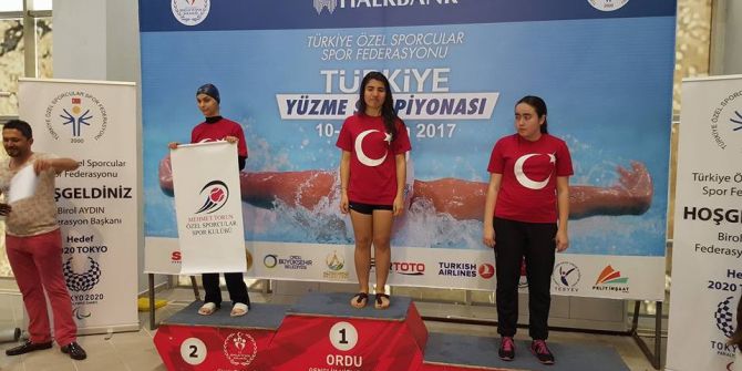 Ege Millioğulları Özel Sporcular Türkiye Yüzme Şampiyonasında 3 Altın Kazandı