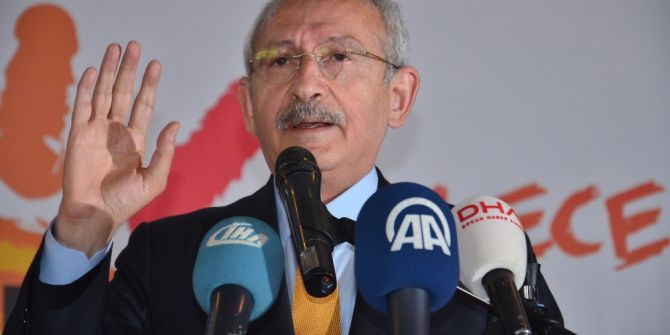 Kılıçdaroğlu, Balıkesir’de Stk, Muhtarlar Ve Partililerle Buluştu