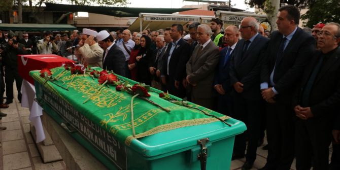 ’Yılın Doktoru’ Son Yolculuğuna Uğurlandı